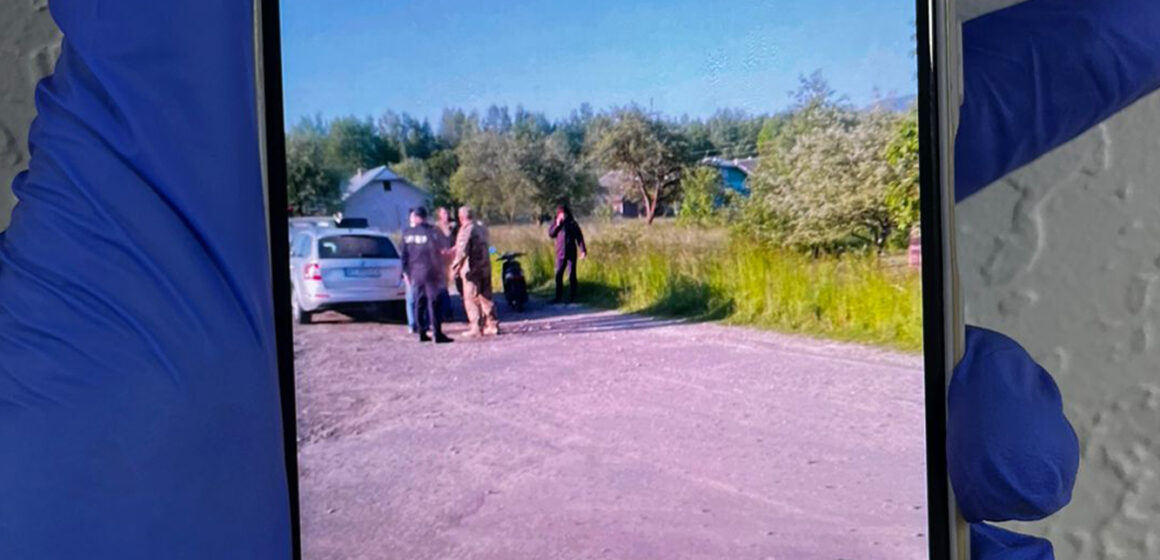 На Івано-Франківщині СБУ викрила адміністратора групи, в якій допомагали мешканцям краю уникати мобілізації