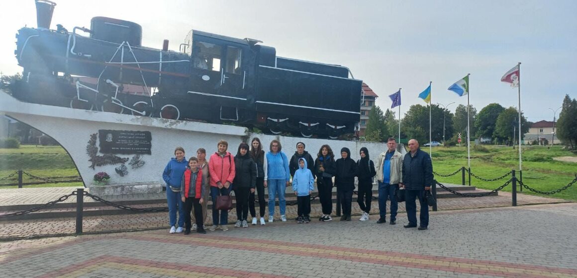 В межах проєкту “Турбота про родину героя” родичі полеглих захисників відвідали Бойківщину