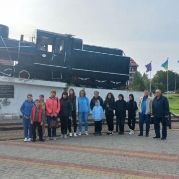 В межах проєкту “Турбота про родину героя” родичі полеглих захисників відвідали Бойківщину