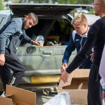 Франківські волонтери везуть допомогу для бійців 79 окремої десантно-штурмової бригади