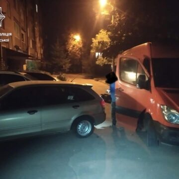 Франківські патрульні склали три адмінматеріали на нетверезого водія, котрий вчинив ДТП Франківські патрульні склали три адмінматеріали на нетверезого водія, котрий вчинив ДТП