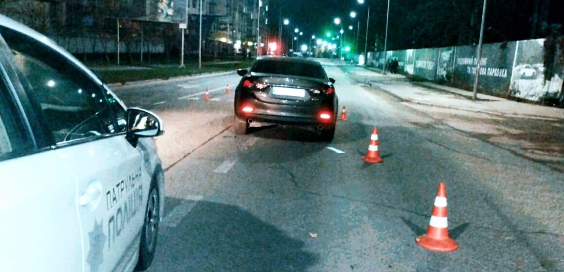 ДТП в Івано-Франківську: під колеса легковика потрапив 34-річний чоловік (ФОТО)
