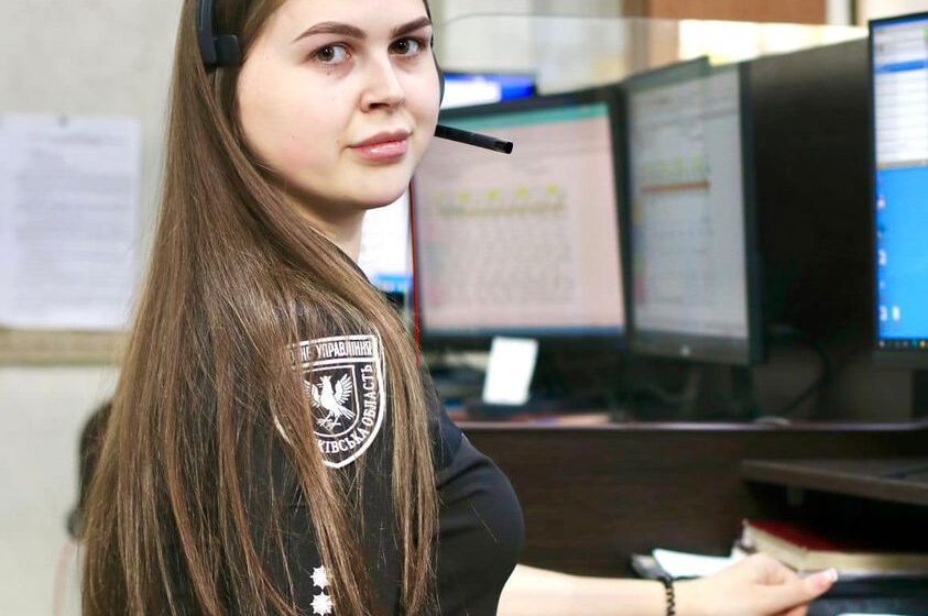 Від початку року поліція Прикарпаття опрацювала понад 145 тисяч звернень громадян