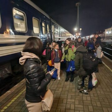 На Прикарпаття прибули діти з Херсонщини (ФОТО)