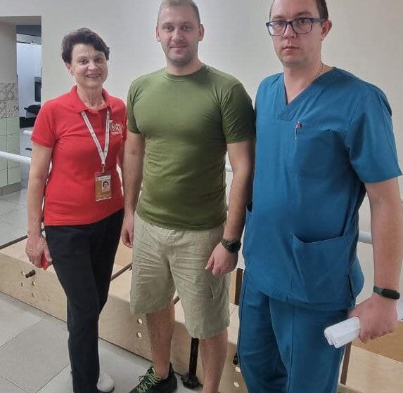 30-річний військовий-доброволець із Латвії у спішно пройшов реабілітацію в Івано-Франківській ЦМКЛ