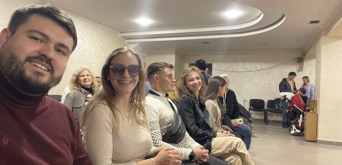 Молодіжна спільнота «Аґіос» провела особливу молитву в Івану-Франківську
