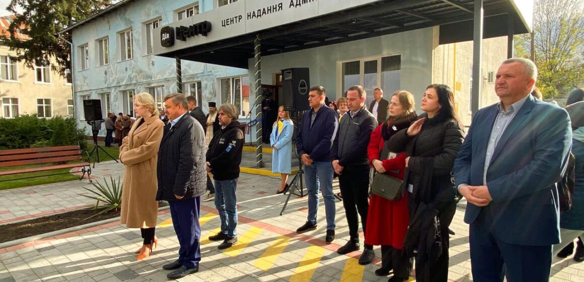 У Городенківській громаді урочисто відкрили нове приміщення ЦНАПу