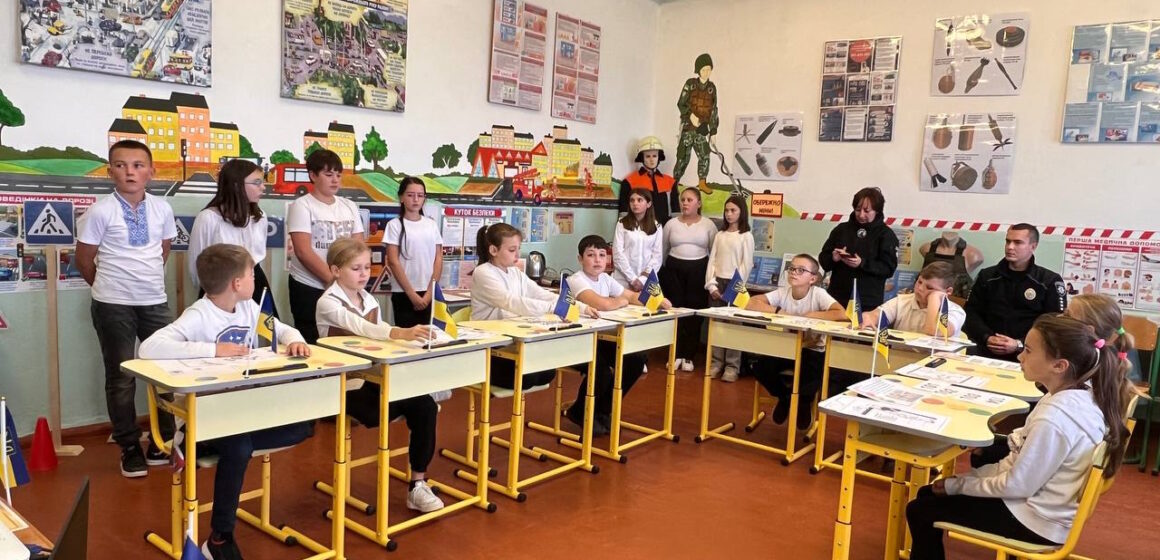 На Калущині відкрили ще один Клас безпеки