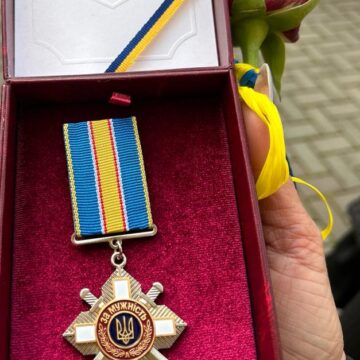 Рідним полеглих Захисників із Косівщини та Верховинщини вручили ордени посмертно