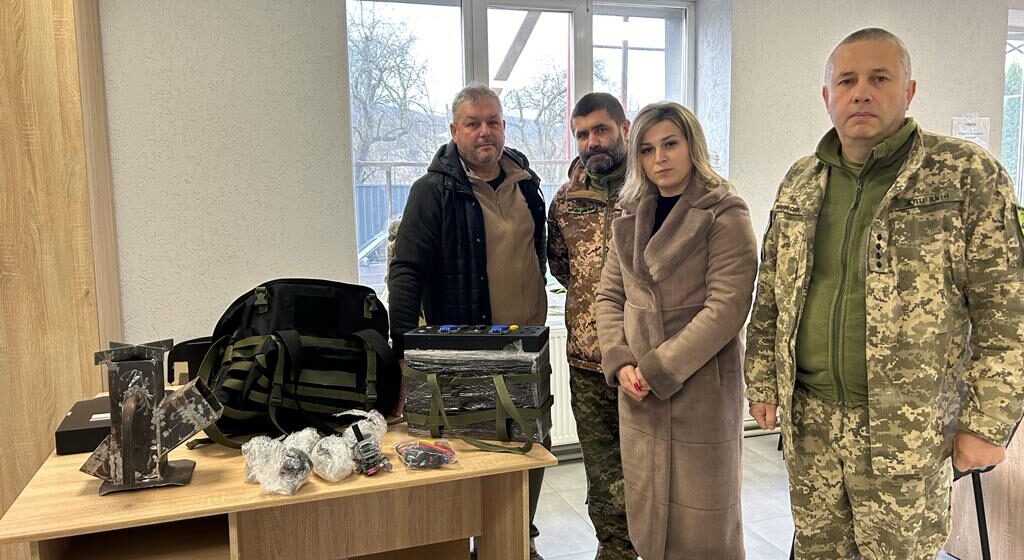 Із Косова передали чергову допомогу військовим на передову