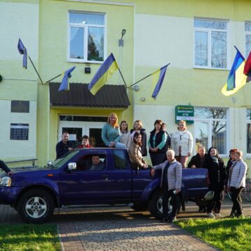 Лисецька селищна рада перерахувала одноденний заробіток на позашляховик для військових