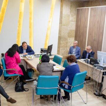 Руслан Марцінків провів особистий прийом громадян: що турбує франківців