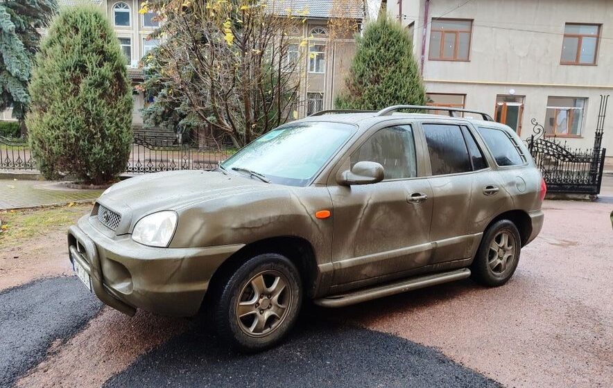 Військовим із 128 бригади передали авто, придбане коштом депутатів та підприємців із Тлумача