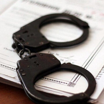 На Прикарпатті повідомлено про підозру ексміліціонерці, яка служить окупантам на Луганщині