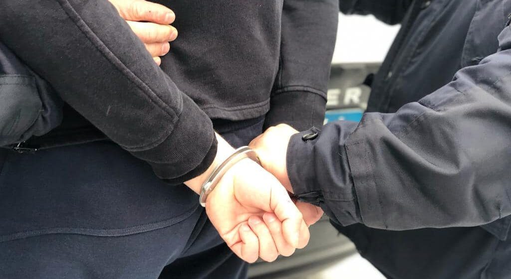 В Івано-Франківську арештували чоловіка, який через ревнощі побив до смерті свого знайомого