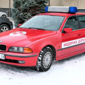 Тисменицька громада отримала медичний автомобіль від партнерів з Німеччини (ФОТО)