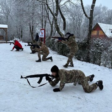 На Прикарпатті провели масштабний військово-польовий зимовий вишкіл (ФОТО)