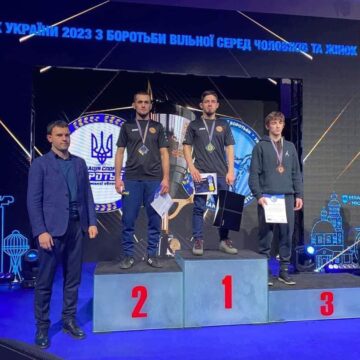 Прикарпатські спортсмени посіли перше загальнокомандне місце на Кубку України з вільної боротьби (ФОТО)