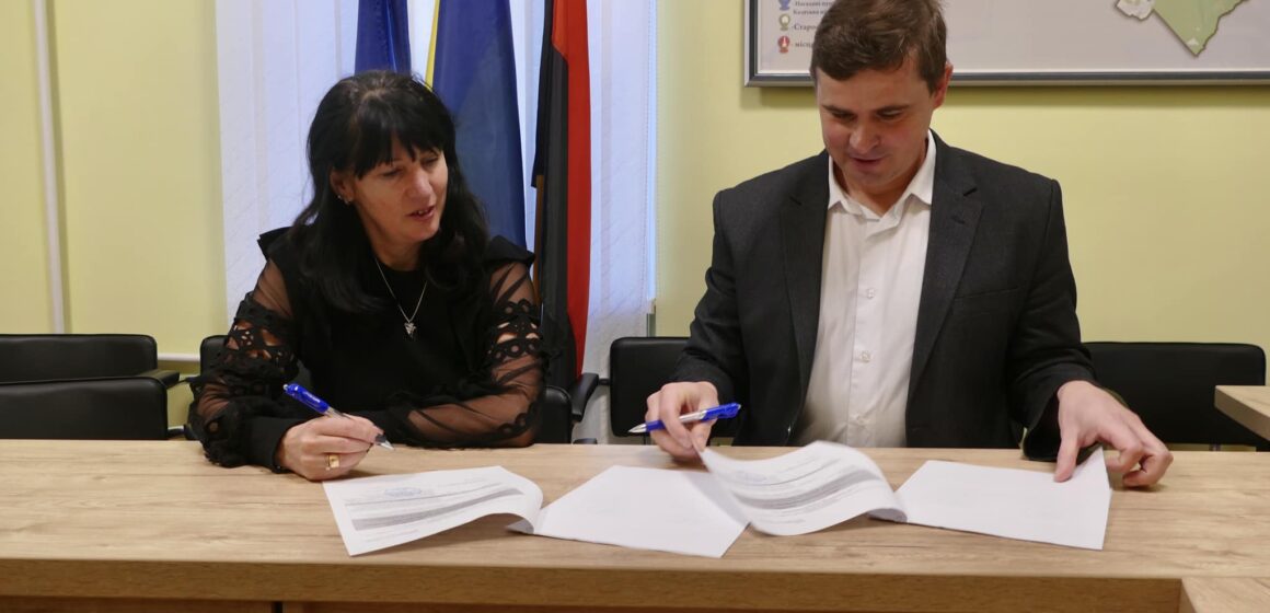 Калуська міська рада підписала меморандум про співпрацю з ГО «Розвиток громадянських компетентностей в Україні»