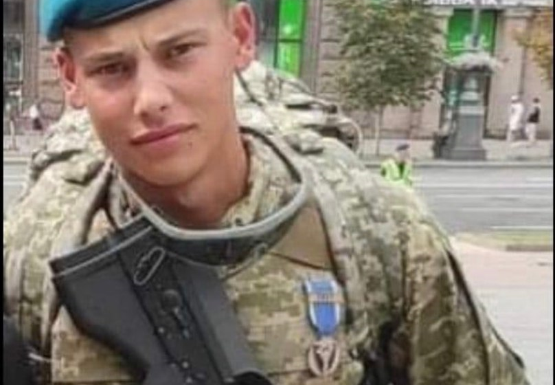 Майже два роки вважався зниклим безвісти: підтвердилась загибель 21-річного парашутиста Василя Бойчука з Верховинщини