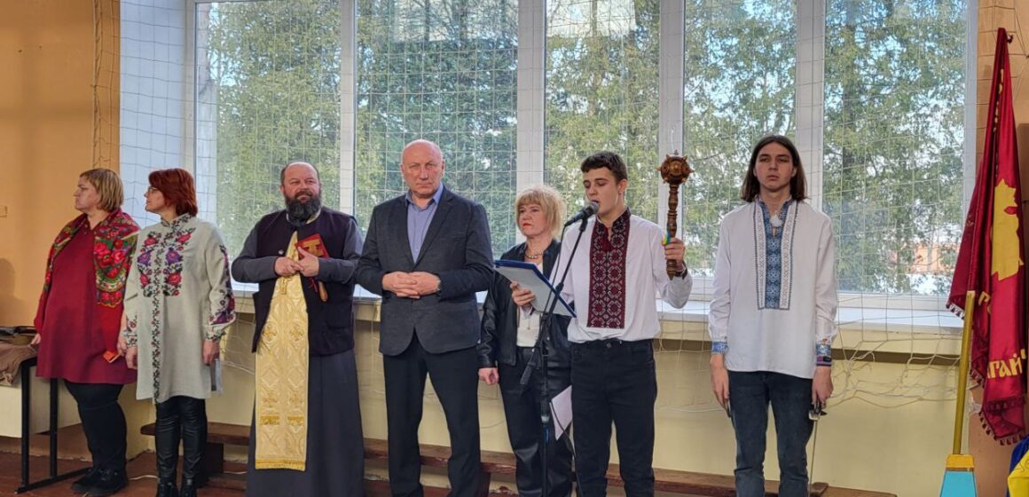 У Бурштині відбулась посвята у козацькі лицарі та берегині