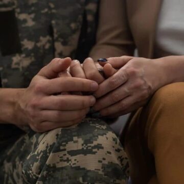 У Коломиї 13 важко поранених воїнів отримали допомогу на лікування з міського бюджету