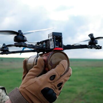 Надвірнянська міська рада готова придбати FPV-дрони на суму 2 мільйони гривень