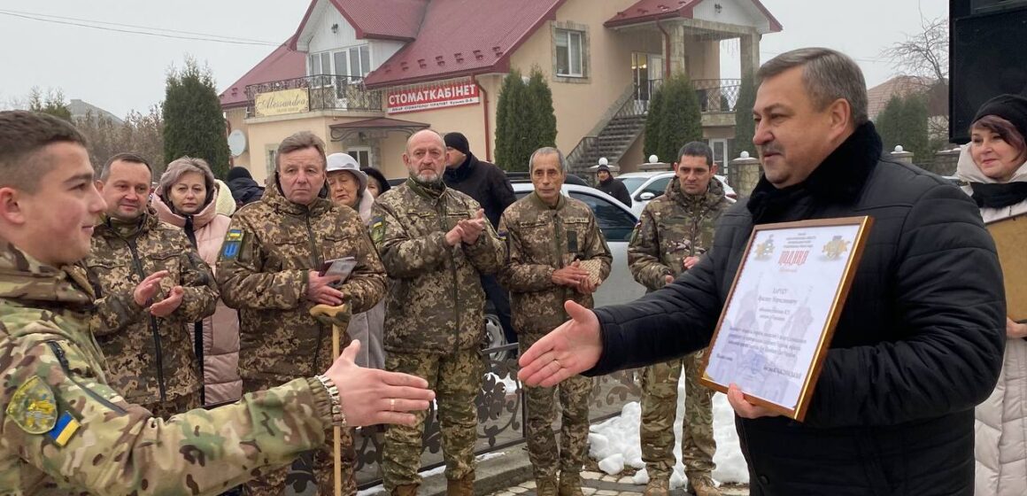 Городенківська громада біля каплиці Покрови Пресвятої Богородиці «Всіх Воїнів» відзначила День Збройних Сил України Городенківська громада біля каплиці Покрови Пресвятої Богородиці «Всіх Воїнів» відзначила День Збройних Сил України