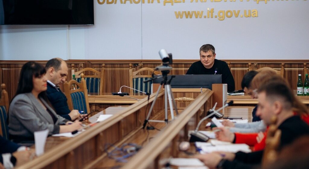 Робоча група “Прозорість і підзвітність” продовжує вивчати і аналізувати тендерні закупівлі громад Прикарпаття