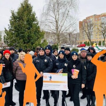 Калуські правоохоронці взяли участь у профілактичному заході, спрямованому на протидію домашній тиранії