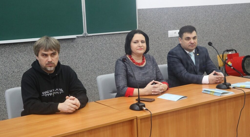 Прикарпатських митців ознайомили із грантовими можливостями в сфері культури