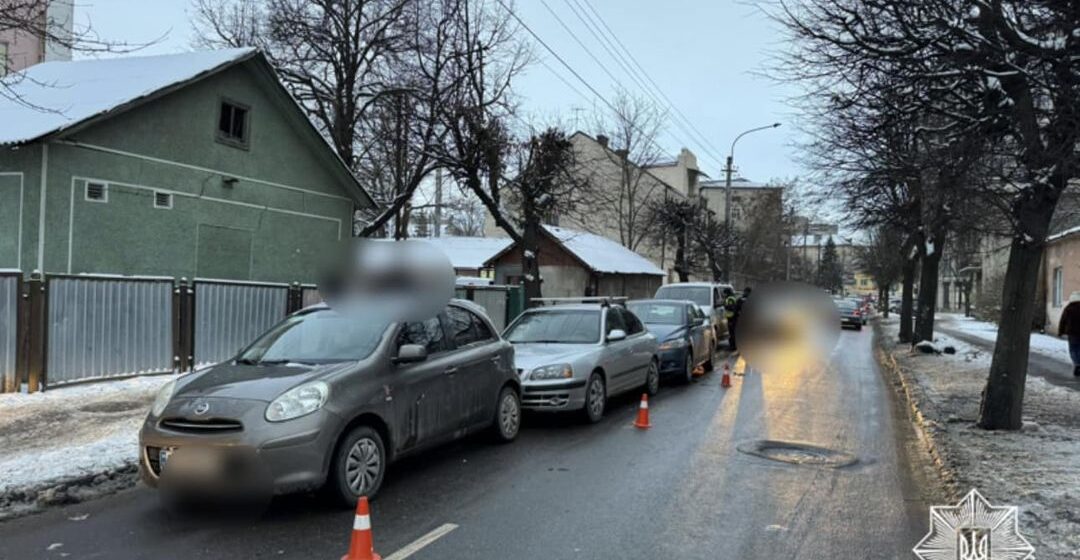 В Івано-Франківську нетверезий водій спричинив ДТП за участі чотирьох автомобілів