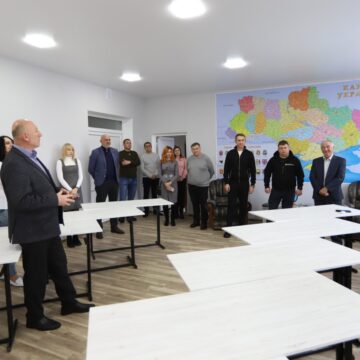 У Бурштинському коледжі відкрили оновлений кабінет технології туристичного обслуговування