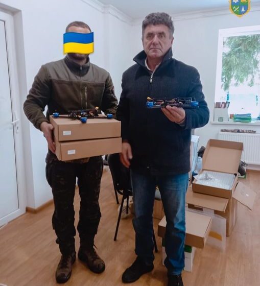З Вигодської громади передали чергову допомогу у вигляді дронів-камікадзе для наших воїнів