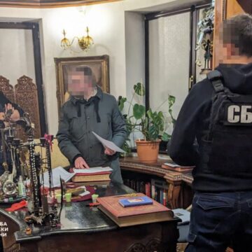 СБУ: Посадовці Міноборони розікрали 1,5 млрд на снарядах для ЗСУ. Джерело назвало прізвища СБУ: Посадовці Міноборони розікрали 1,5 млрд на снарядах для ЗСУ. Джерело назвало прізвища