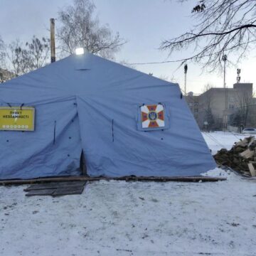 Зігрітись та «підзарядитись»: у Калуші діють сім стаціонарних та один мобільний пункти обігріву (ФОТО)