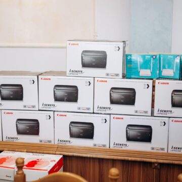 Для оборонців неба Прикарпаття передали оргтехніку на майже 400 тисяч гривень (ФОТО)