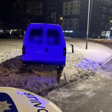 У Франківську п’яний водій вчинив ДТП і втік: на нього склали три адмінпротоколи (ФОТО)