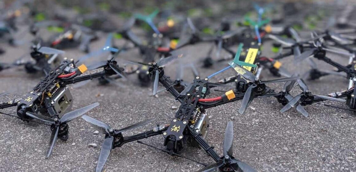 Коломийська міська рада придбає ще 750 FPV-дронів для “едельвейсів”