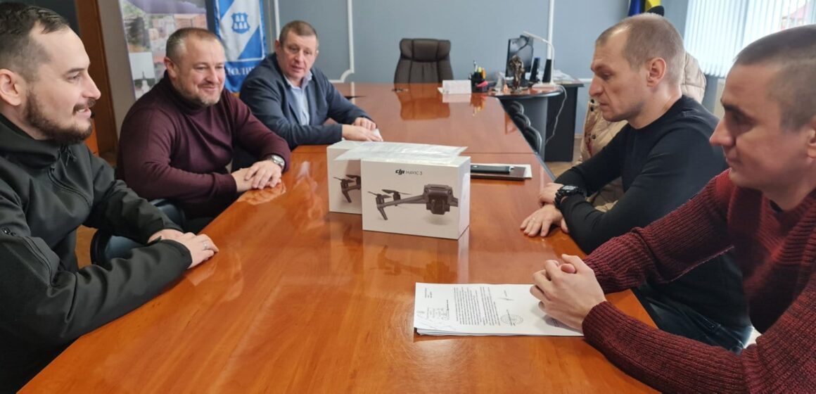 За бюджетні кошти у Долині придбали два квадрокоптери для захисників