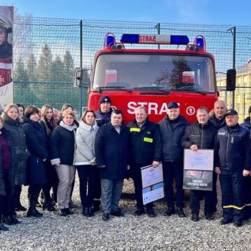 Лисецька громада отримала пожежний автомобіль від польських партнерів