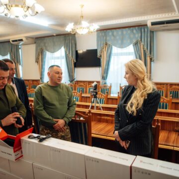 24 тепловізори вартістю понад 1,4 млн грн передали для зенітно-кулеметного батальйону, що сформований на Прикарпатті