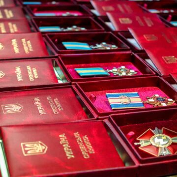 У Калуші родинам полеглих Героїв вручили державні нагороди