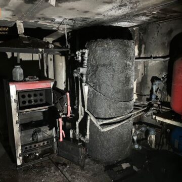 На пожежі житлового будинку в селі Угринів травмувався чоловік