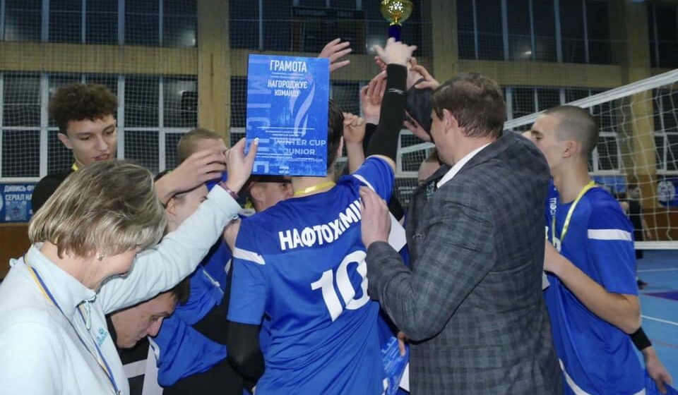 Команда Калуського ліцею № 2 стала переможцем волейбольного турніру