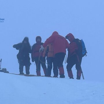 В останній день минулого року на Говерлі заблукали двоє туристів