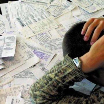 Франківських боржників за комуналку почали відключати від мереж Франківських боржників за комуналку почали відключати від мереж