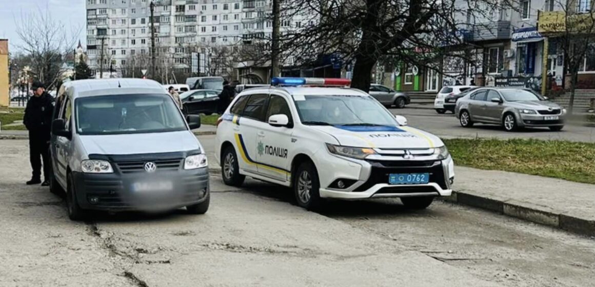 У Калуші водій наїхав на пішохідку: жінка у лікарні У Калуші водій наїхав на пішохідку: жінка у лікарні