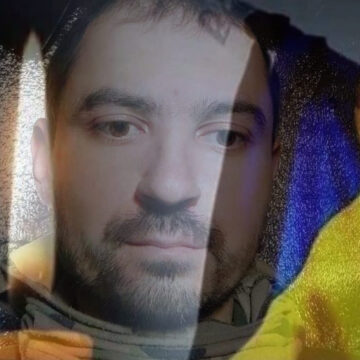 Загинув у свій день народження: Городенківська громада на колінах зустріла полеглого захисника Василя Рашковецького (ФОТО)