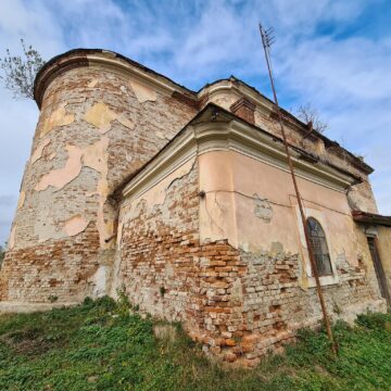 Вірменській церкві у Снятині загрожує демонтаж Вірменській церкві у Снятині загрожує демонтаж